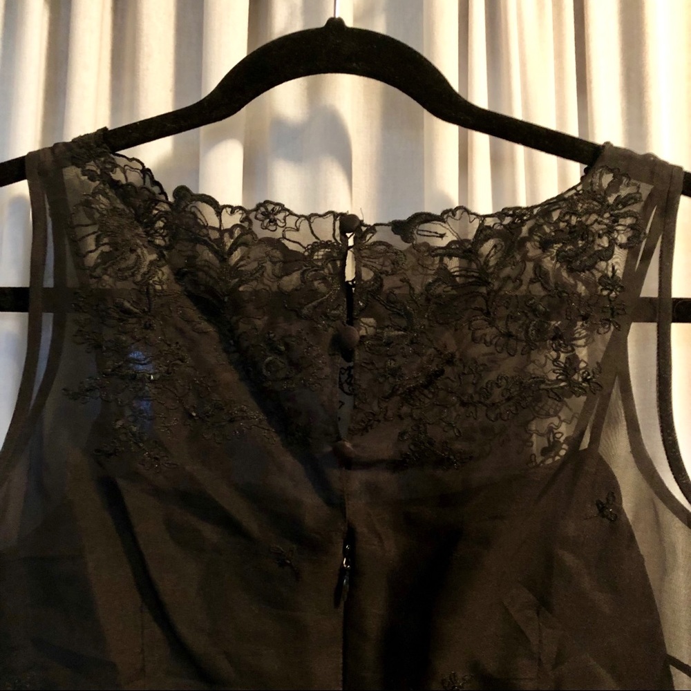 Ann Taylor Sleeveless Black Embroidered Silk Dress - Picture 5 of 9